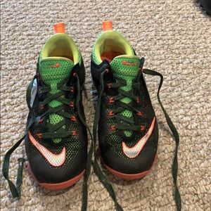Funky Nike Earned 23 sneakers